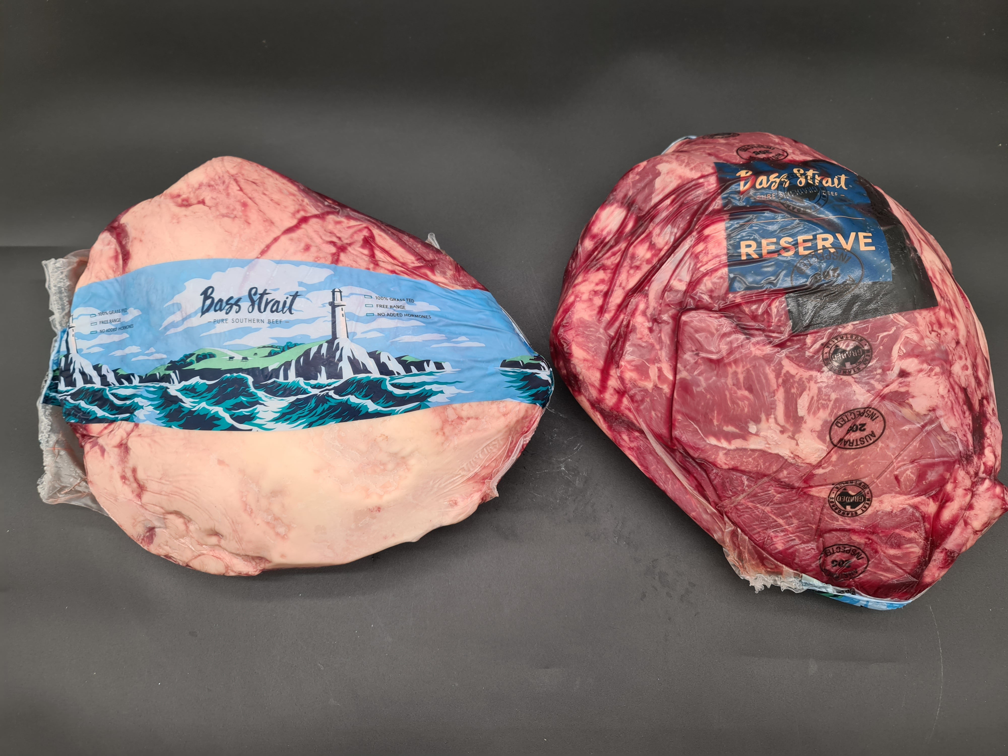 Two Wanderer beef cuts side by side inside a box