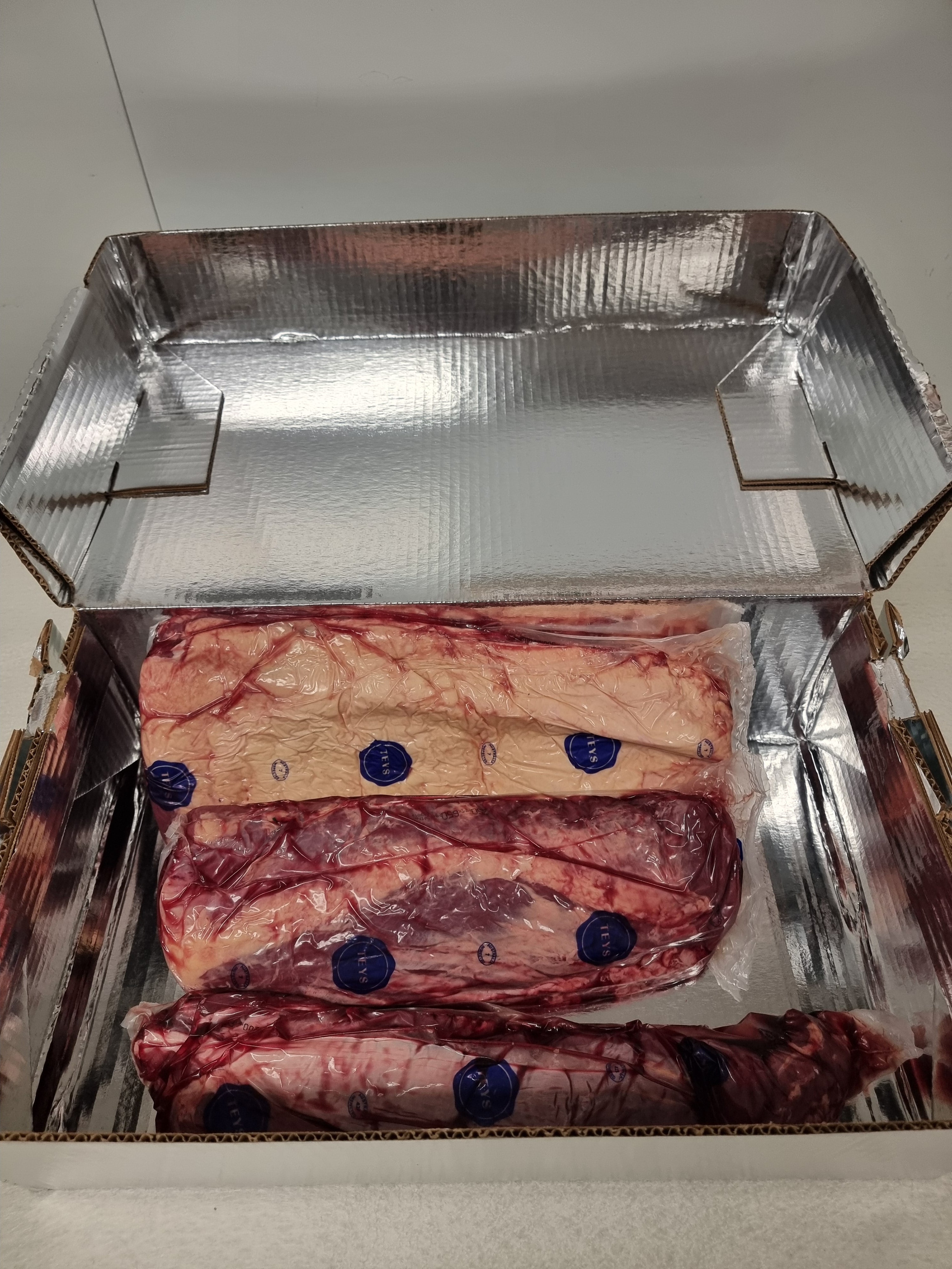 Teys Mixed Steak Box – Scotch Cube Roll, Porterhouse & Eye Fillet (Grass-Fed)