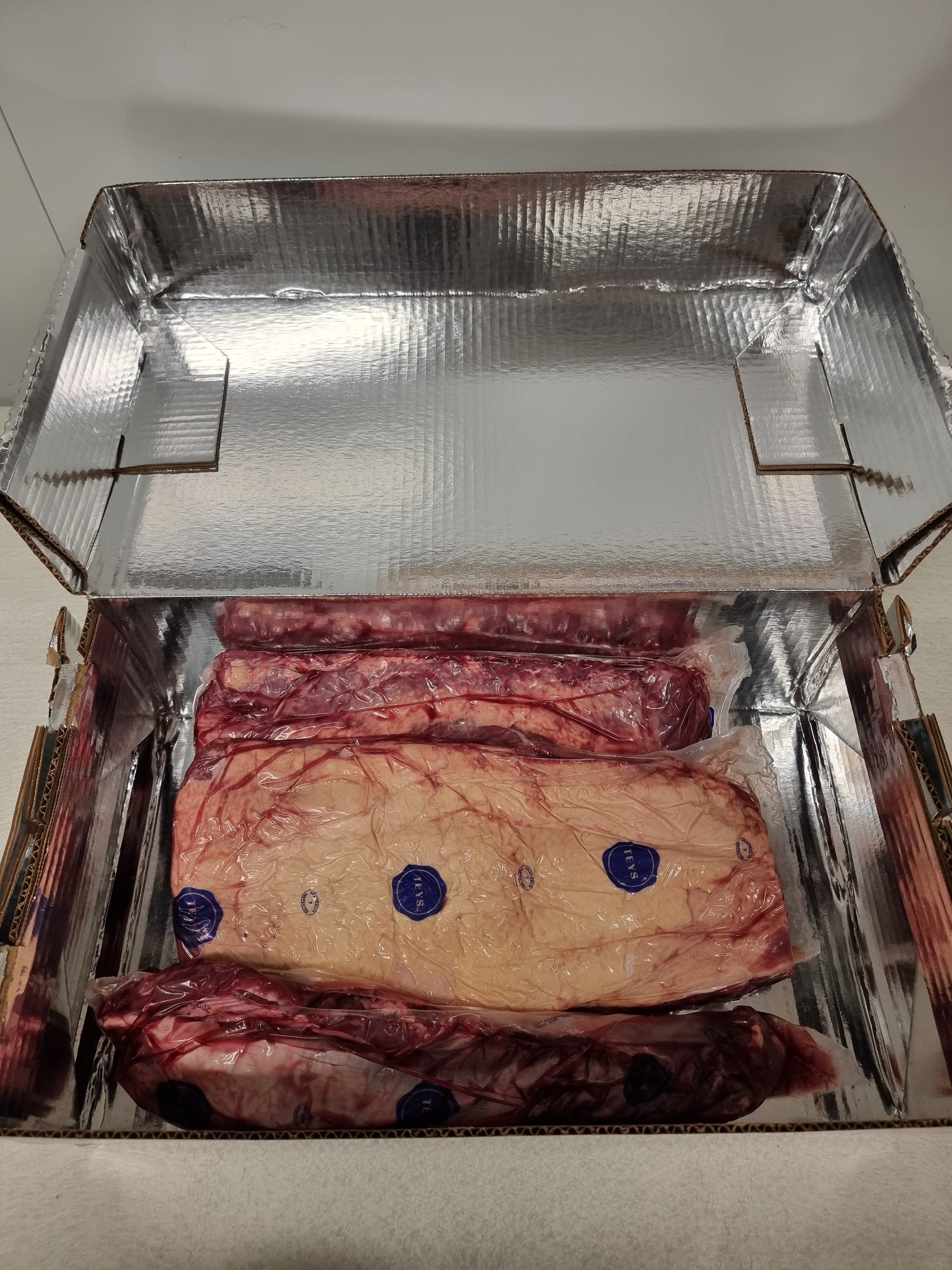 Teys Mixed Steak Box – Scotch Cube Roll, Porterhouse & Eye Fillet (Grass-Fed)