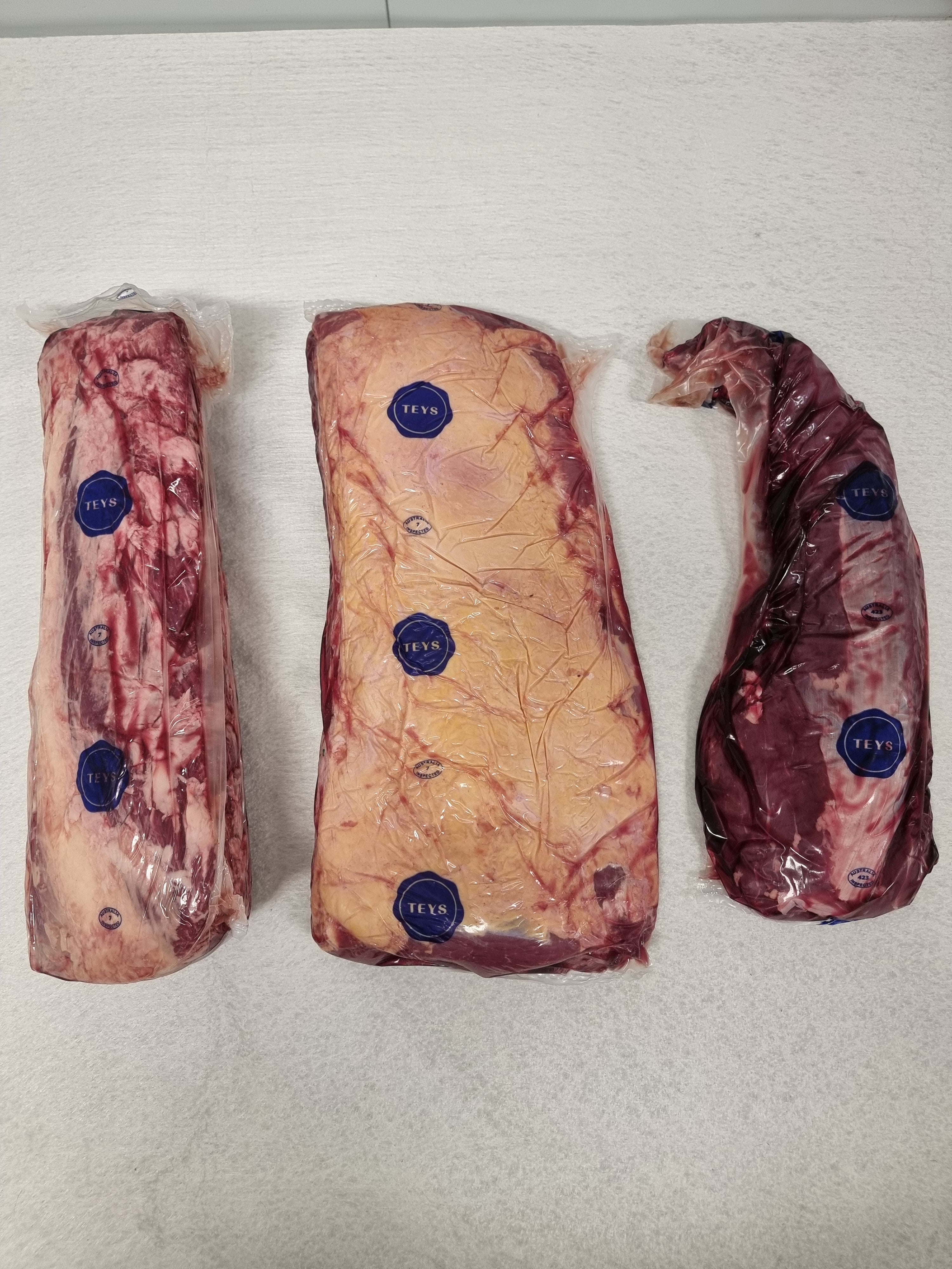Teys Mixed Steak Box – Scotch Cube Roll, Porterhouse & Eye Fillet (Grass-Fed)