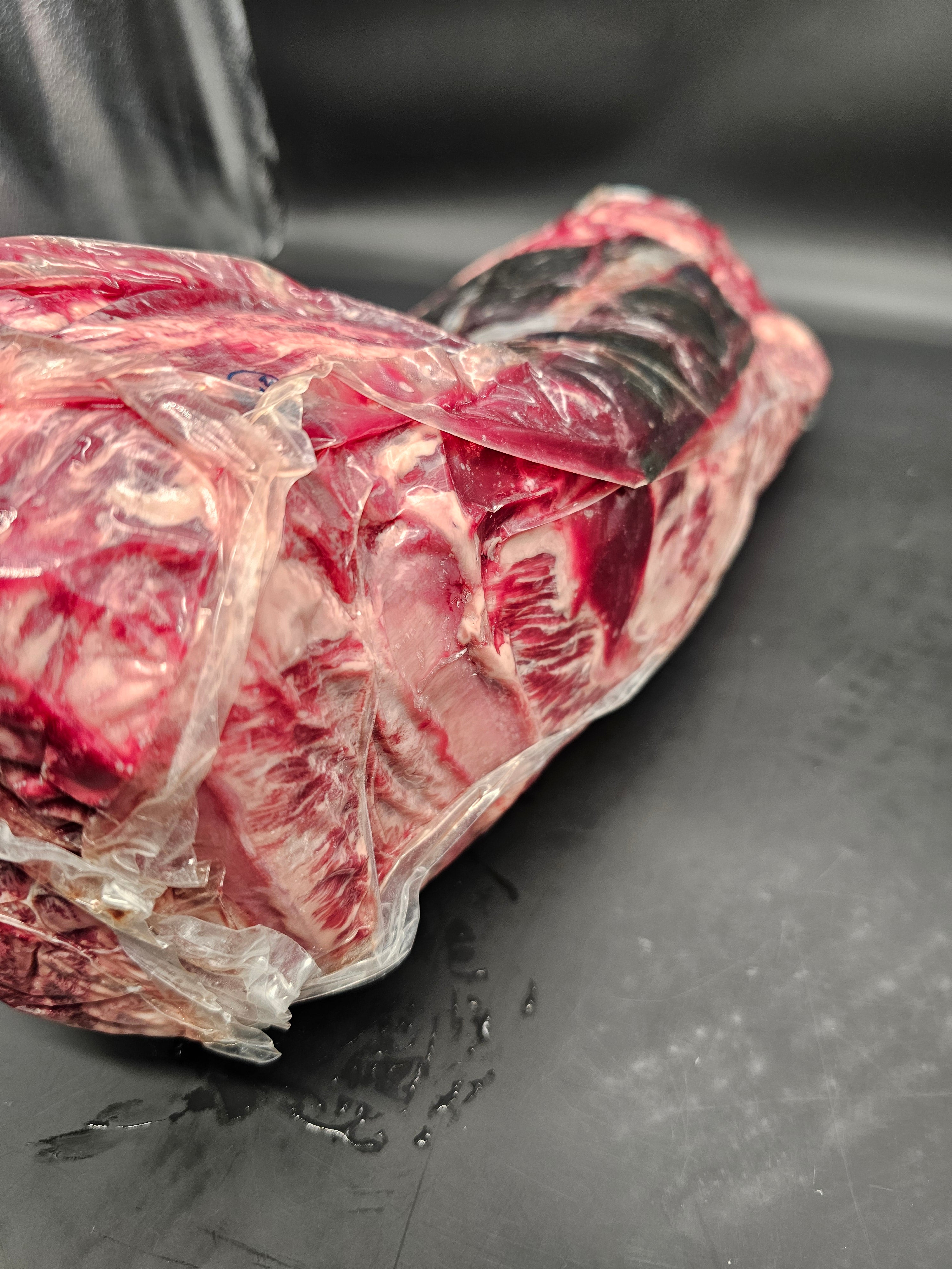 Shimo Artful Wagyu Cube Roll MB 8–9 – The Pinnacle of Grain-Fed Wagyu Versatility $109/kg