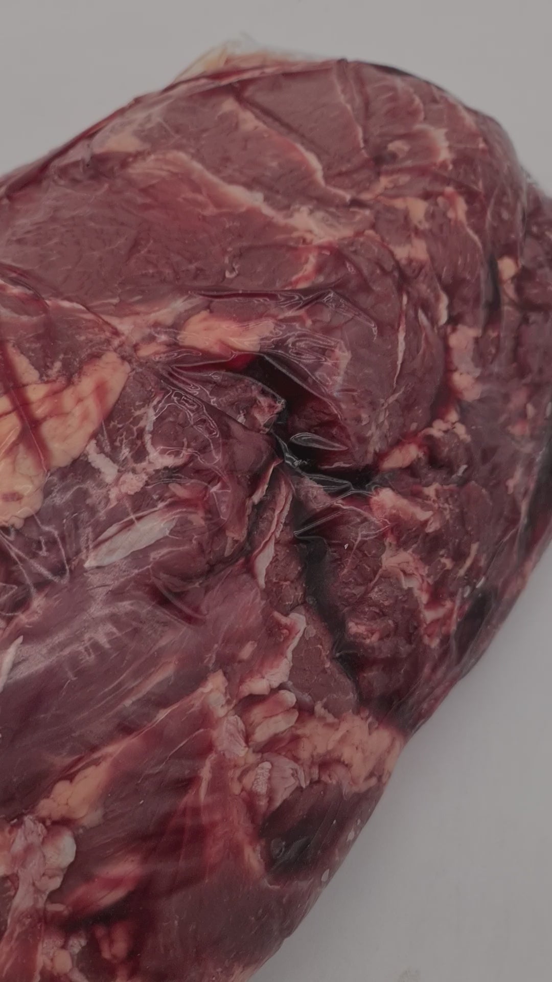 Bass Strait Chuck Roll (Grass-fed) $21/kg