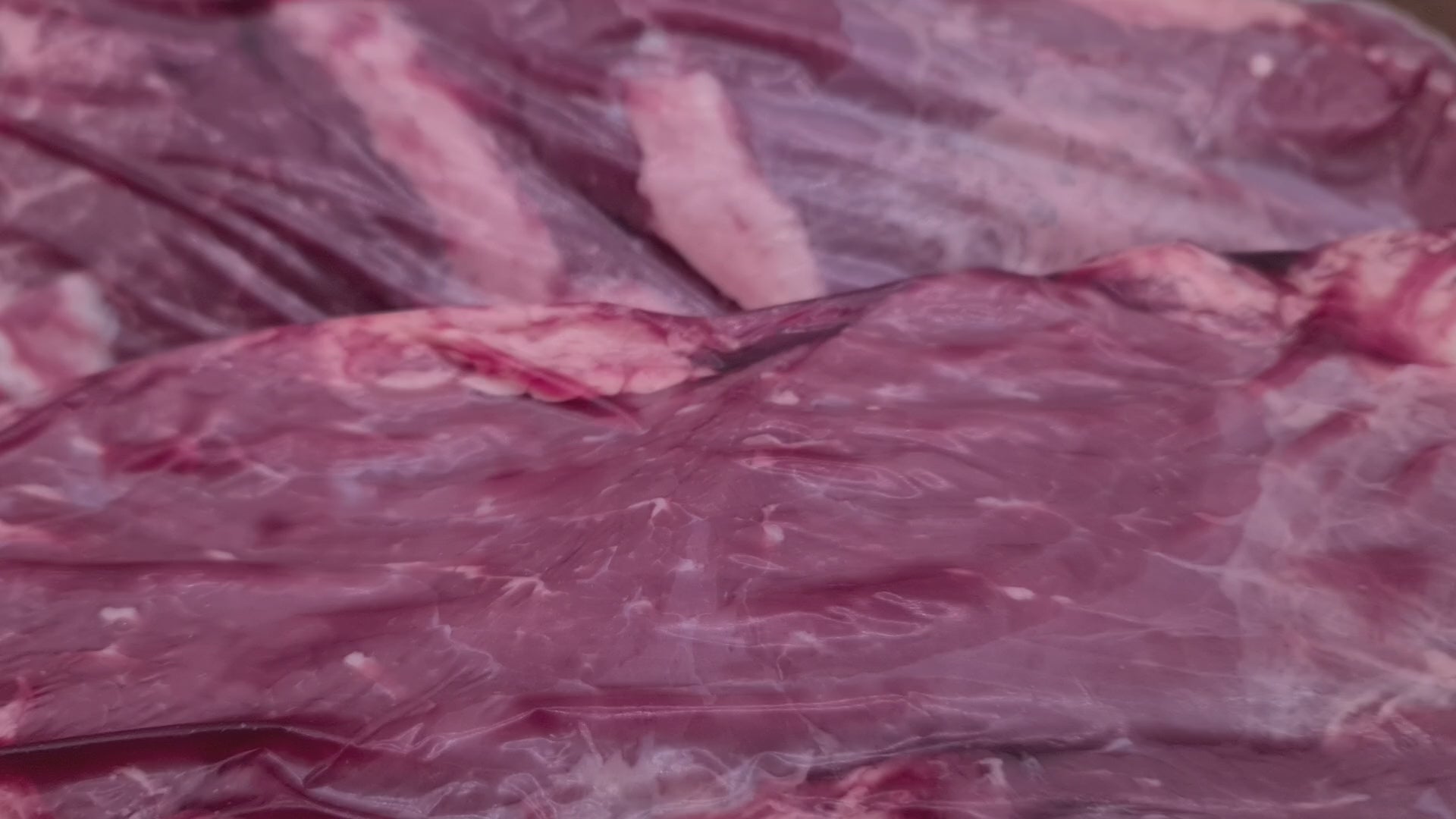 Bass Strait Chuck Roll (Grass-fed) $21/kg