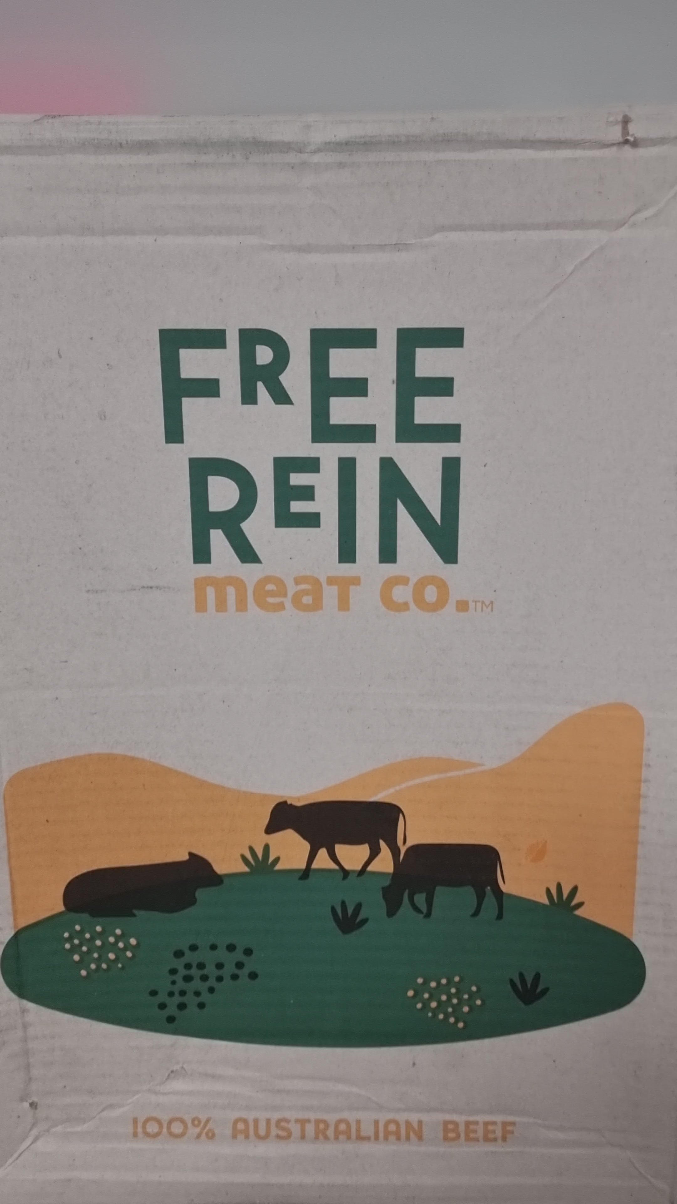 Free Rein Scotch Cube Roll Grass-Fed & Finished) $42/kg *Special*