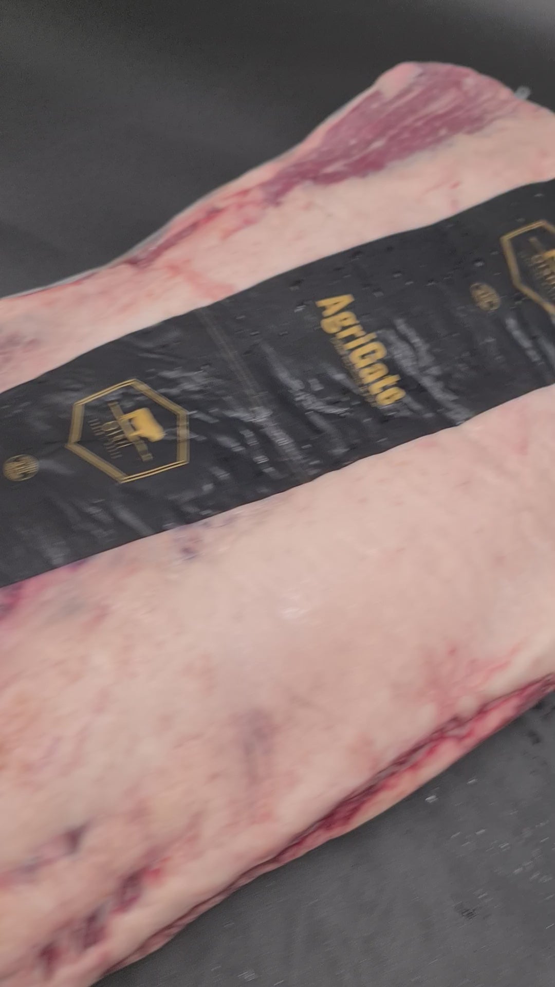Brisket From *SPECIAL* $24/kg (Was $30/kg) – Grain-Fed Wagyu MB3+ – Oishi Wagyu